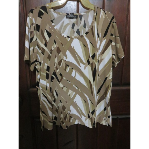 ZENA ESSENTIALS TEE SHIRT SIZE PL - Picture 1 of 3